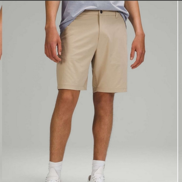 lululemon athletica Other - Lululemon Commission Classic-Fit Short 9" Warpstreme 36
